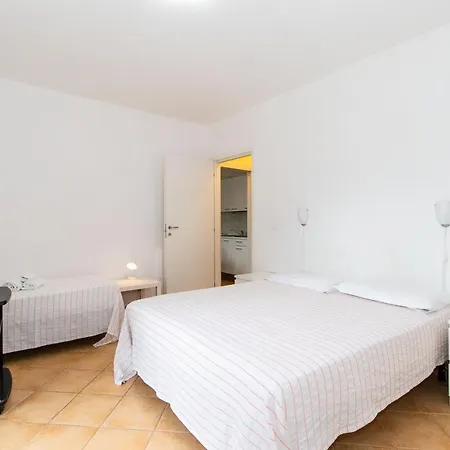 Apartment Chiavari Cozy Apartments In Villa With Shared Garden & Parking