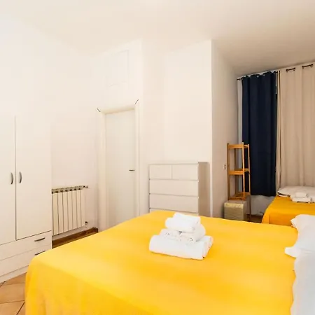 Chiavari Cozy Apartments In Villa With Shared Garden & Parking Apartment