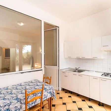 Chiavari Cozy Apartments In Villa With Shared Garden & Parking * Chiavari