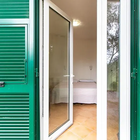 Apartment Chiavari Cozy Apartments In Villa With Shared Garden & Parking *