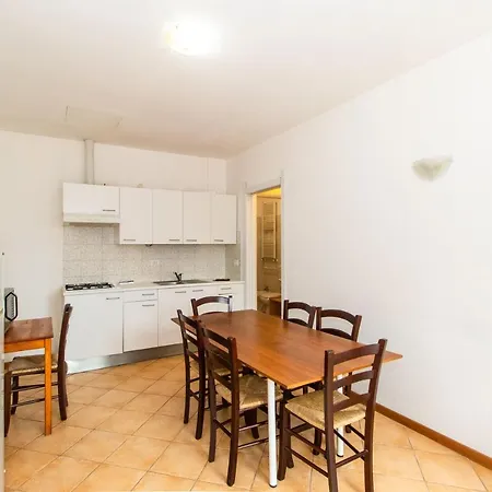 Chiavari Cozy Apartments In Villa With Shared Garden & Parking Apartment Chiavari