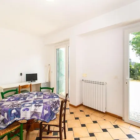 Apartment Chiavari Cozy Apartments In Villa With Shared Garden & Parking